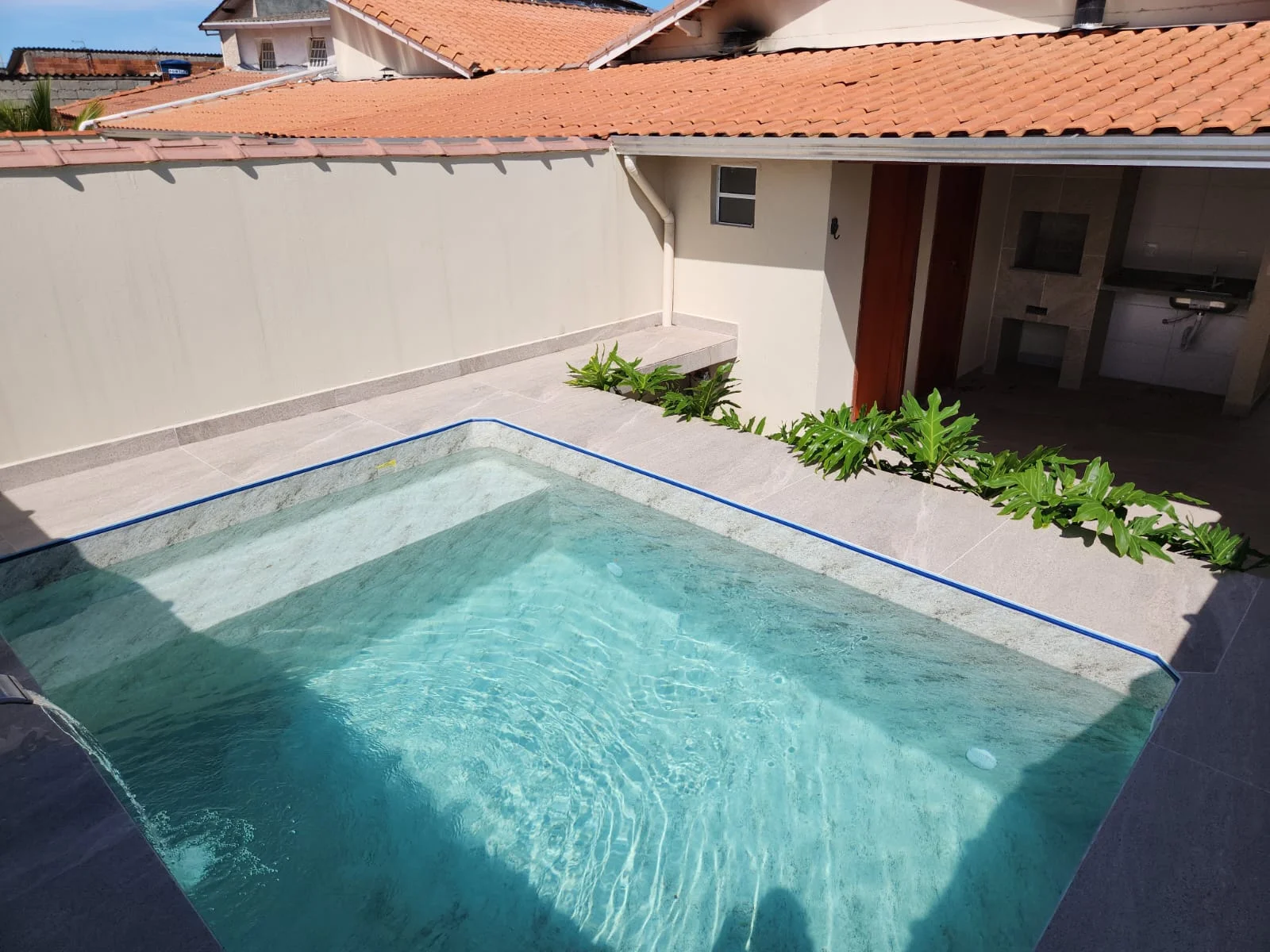 Casa com Piscina e Área Gourmet em Projeto Diferenciado