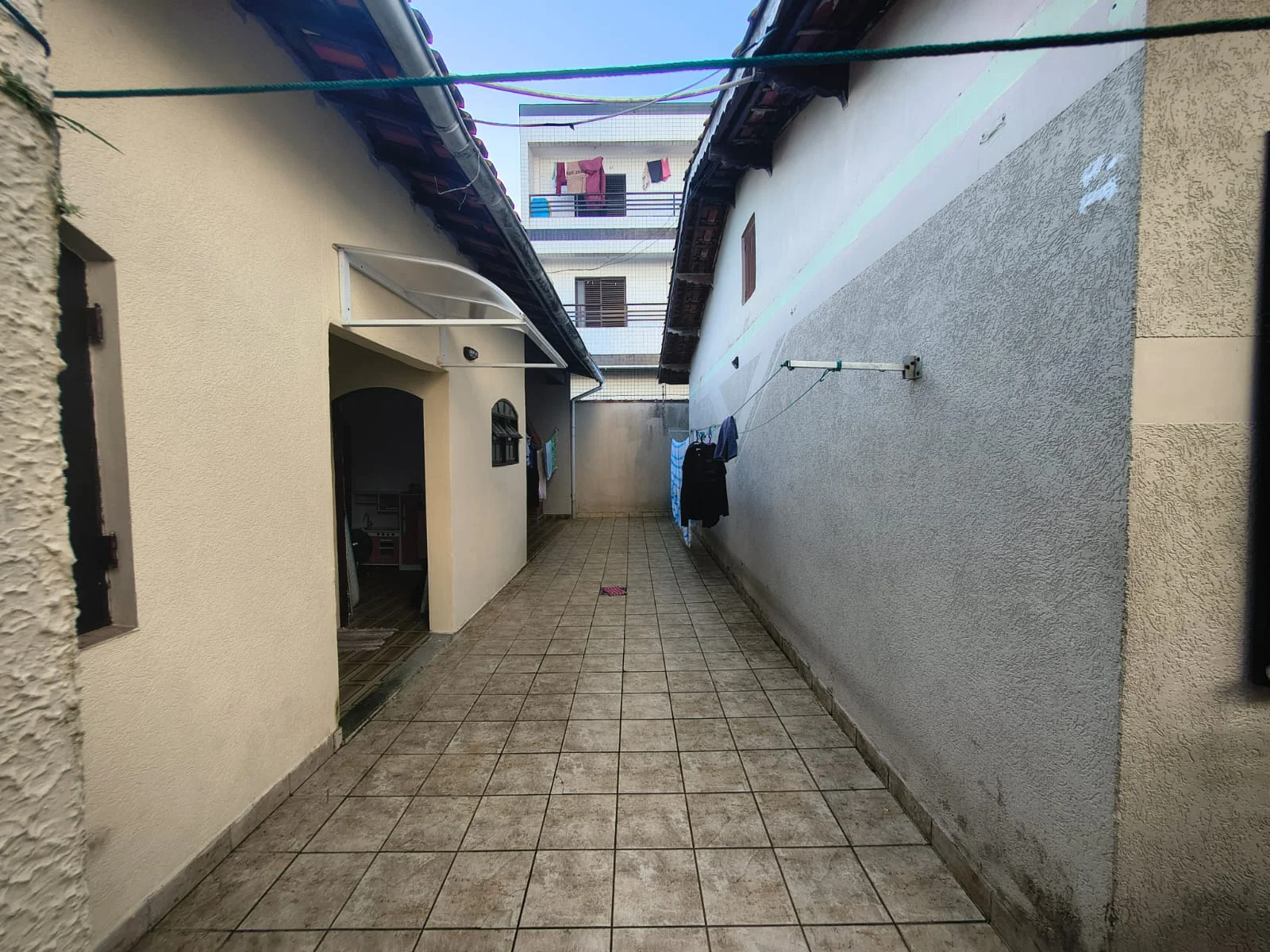 048.jpeg