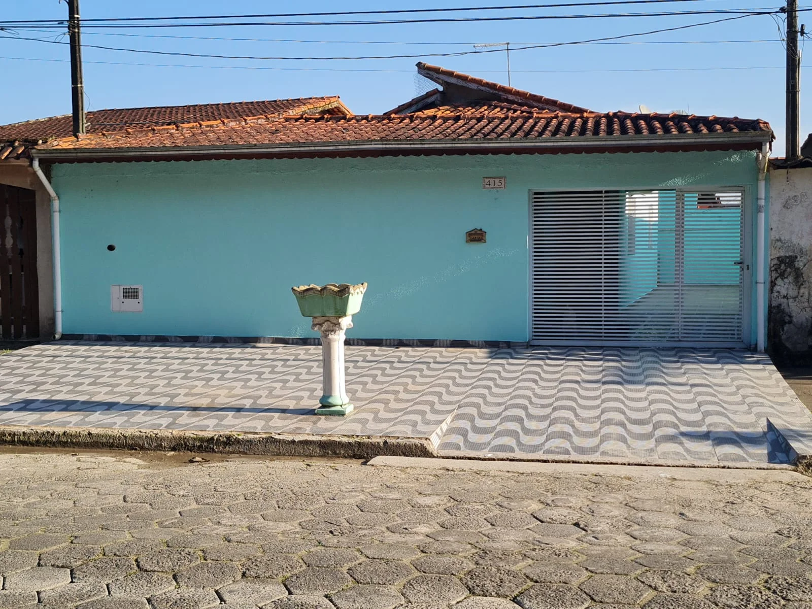 Casa Isolada 2 Dorms com Suíte e 5 Vagas