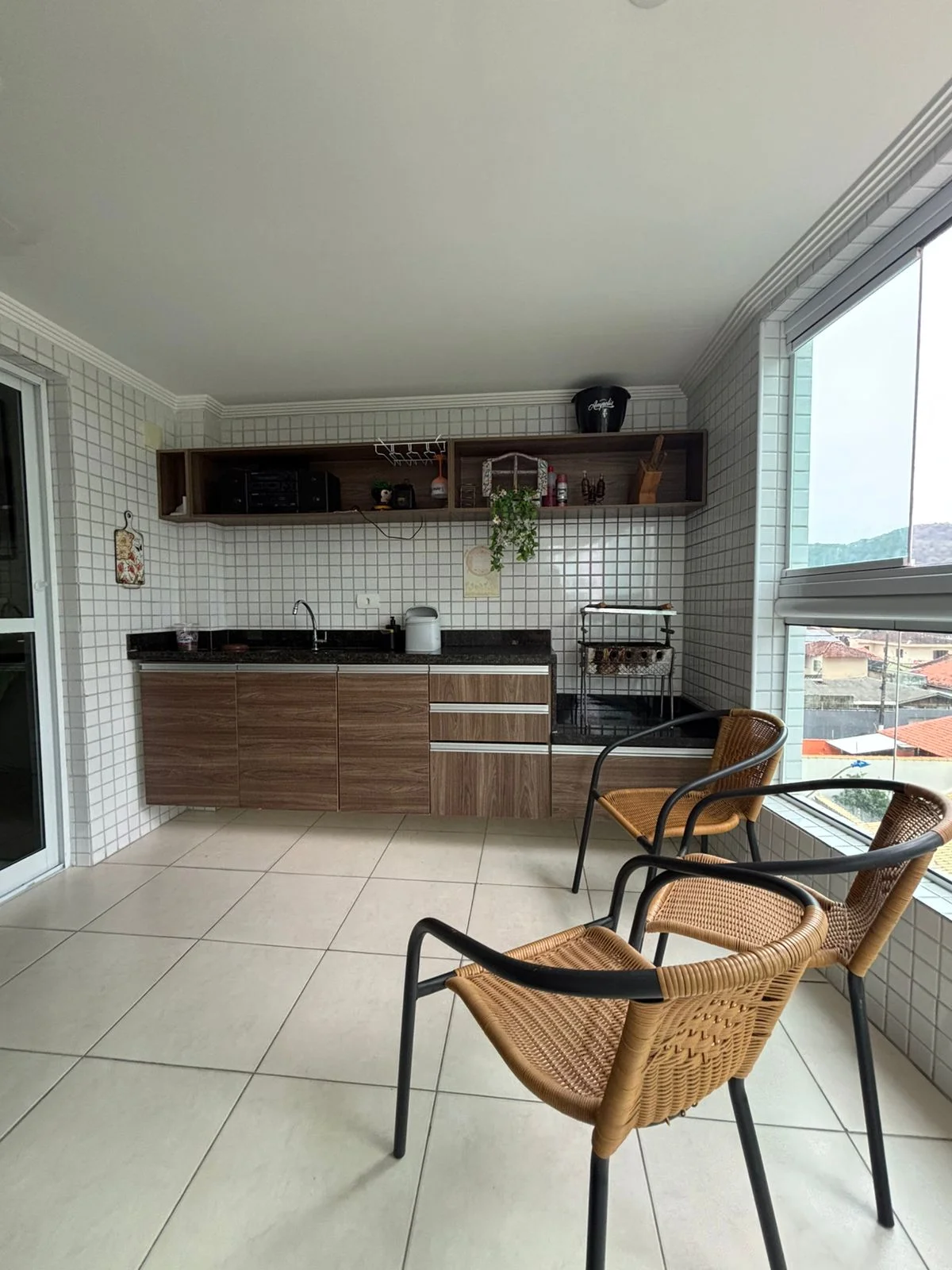 Apartamento Mobiliado Frente ao Mar no Centro
