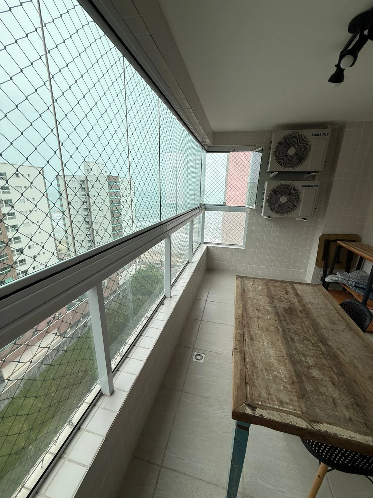 Apto Decorado com Varanda Gourmet e Vista para o Mar - Cópia