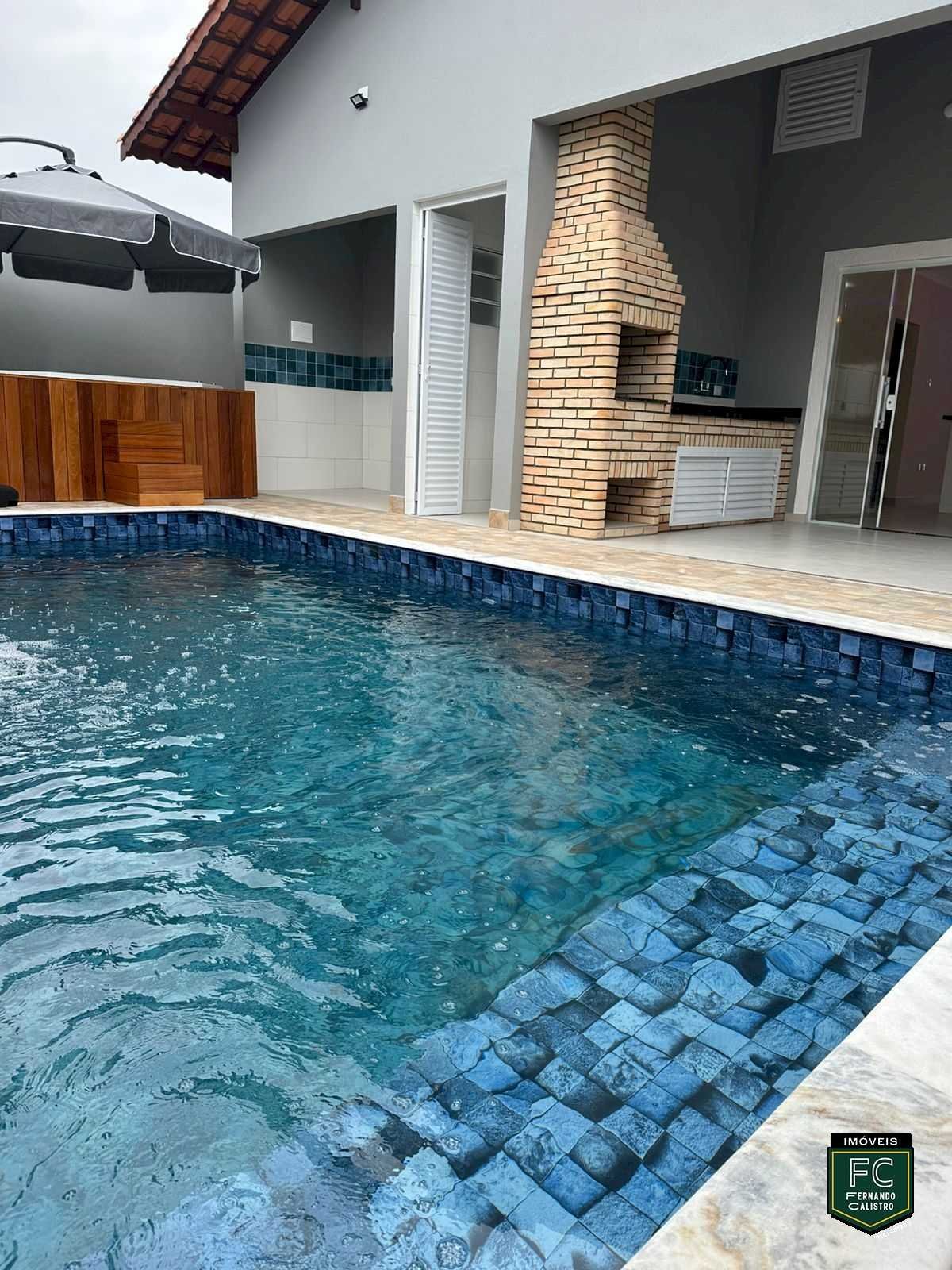 Casa Nova 3 Dorms com Piscina e Spa a 100m da Praia