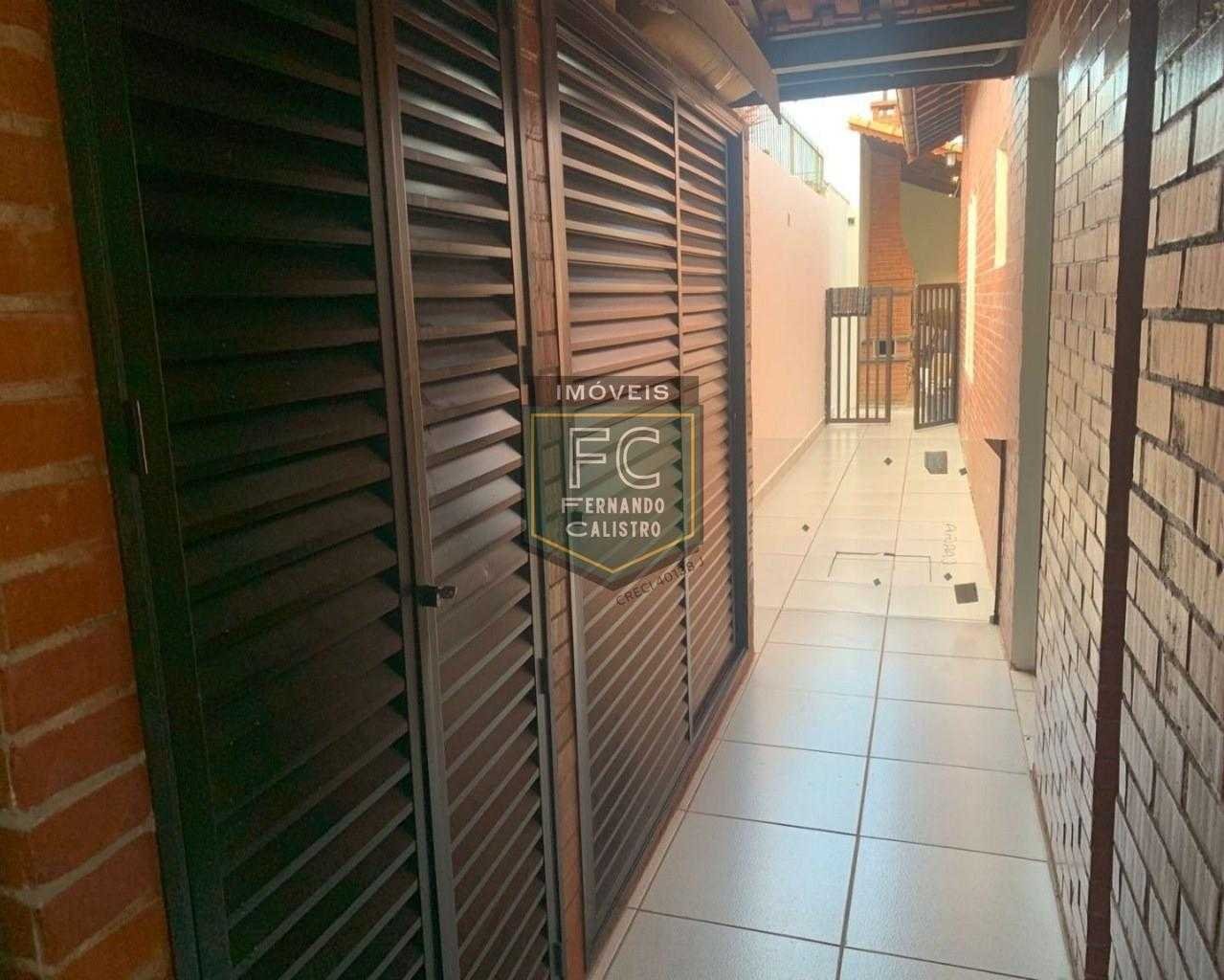 2db192e9b5c1db49885c35a63b296caa.jpg