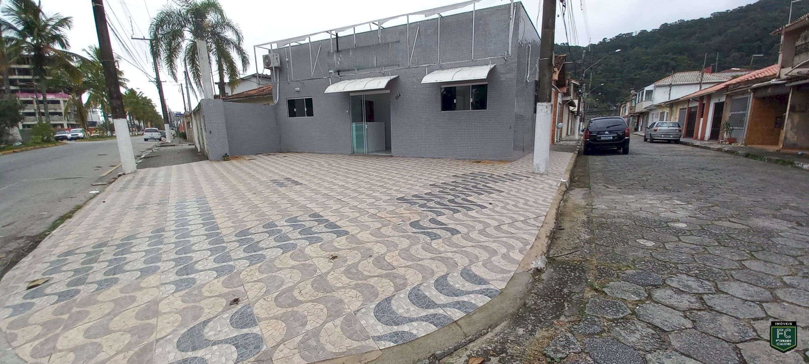 Locação Def: Imóvel Comercial Reformado na Avenida Principal