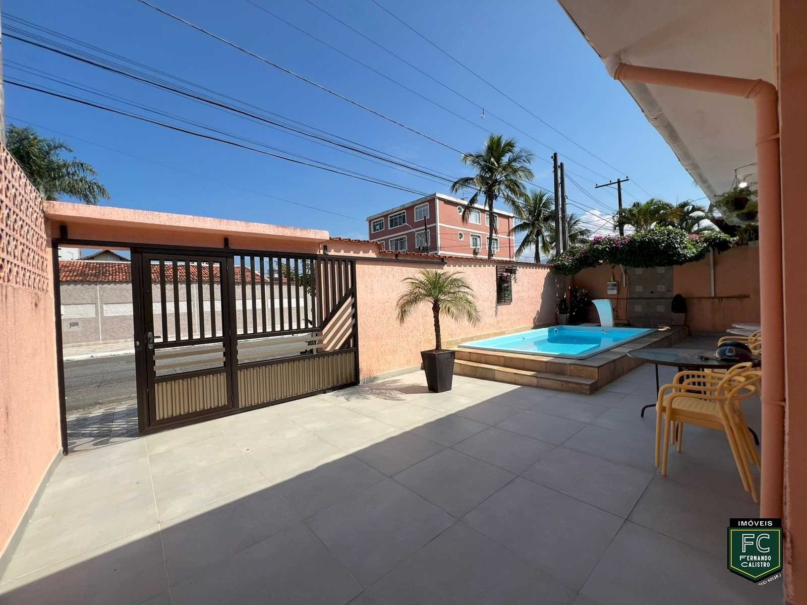 Casa Isolada 3 Dorms (1 Suíte) a 230m da Praia Lote Inteiro