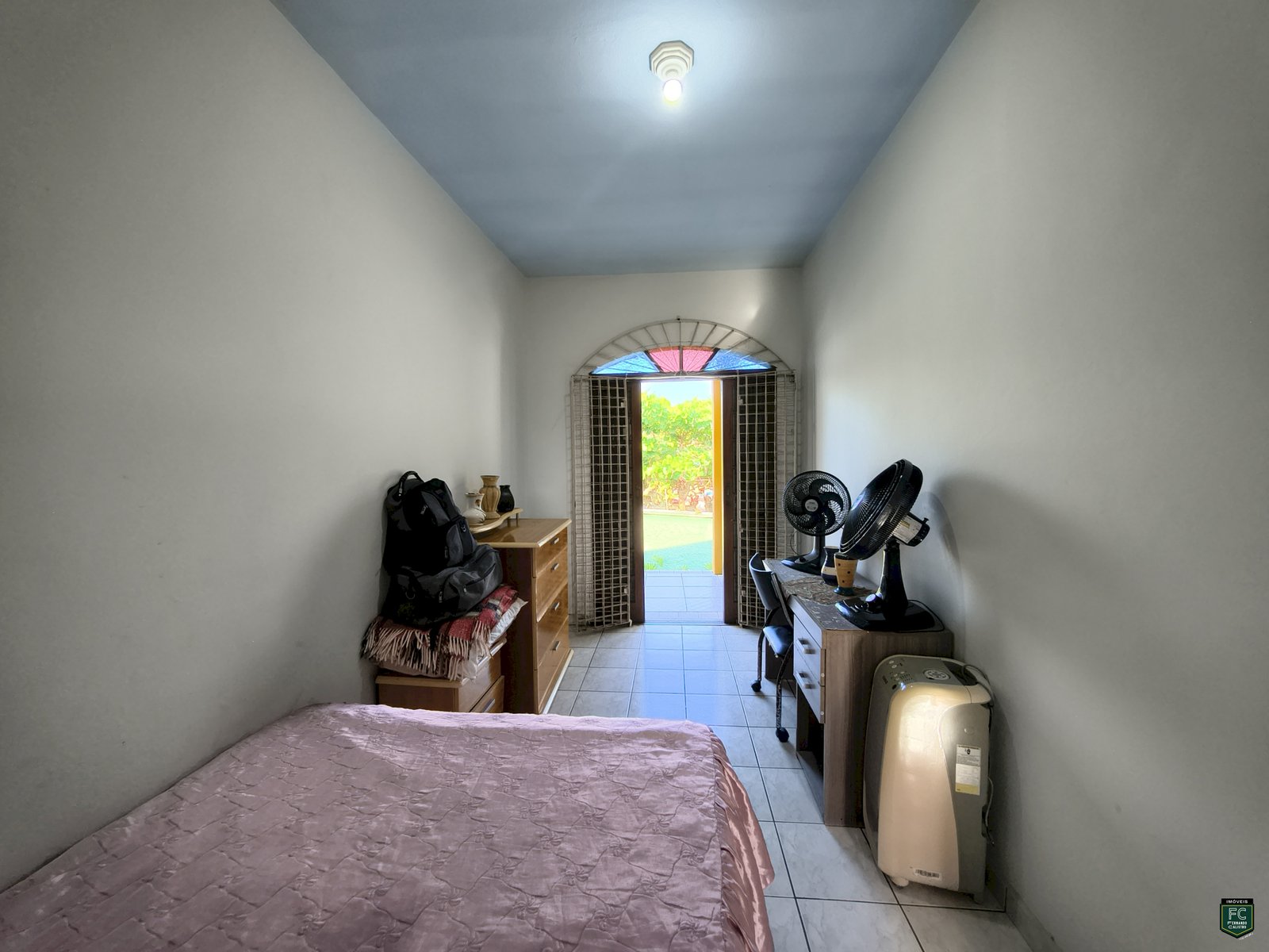 b10e6cce6a8fd26a9817659149b477dc.jpg