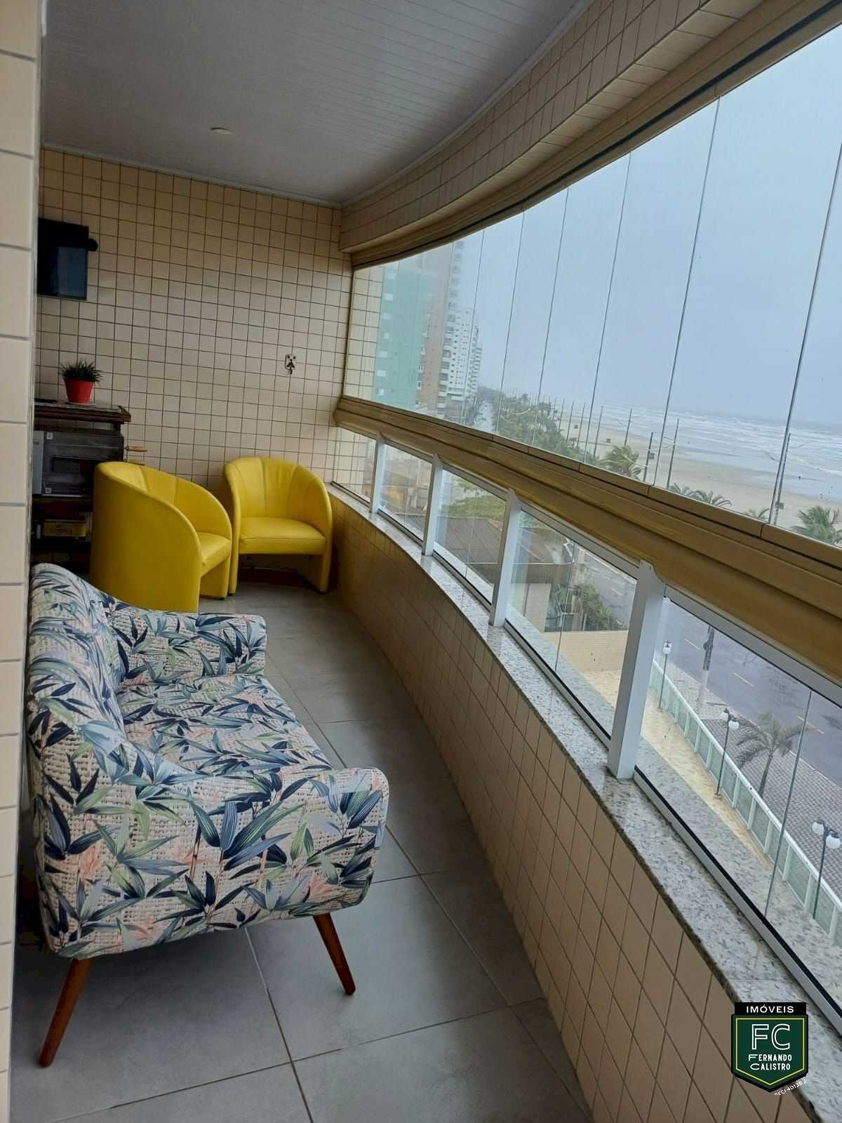 AP 2 QUARTOS SUÍTE VARANDA ENVIDRAÇADA FRENTE MAR CAIÇARA PG